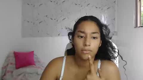 Snapshot of alicie_ebony1 chatting on September 19, 7:57 pm luisa online show from September 19, 7:57 pm