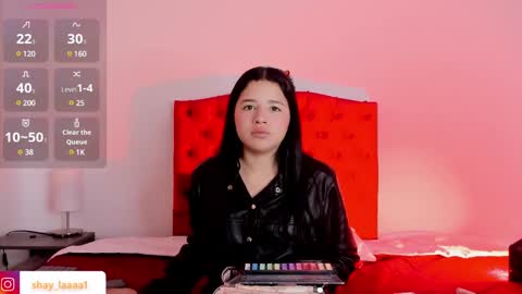 aliice_walker_ online show from December 28, 12:24 pm