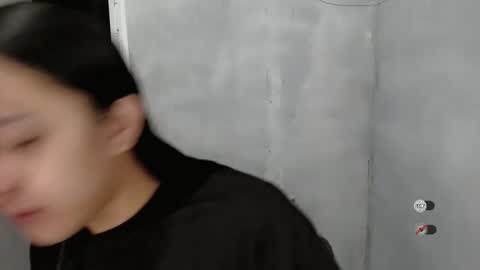 Shanti xhey online show from October 24, 7:10 pm