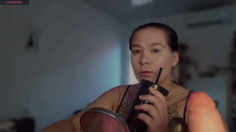 alisa_u online show from February 1, 7:34 pm