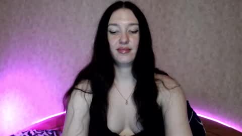 alisaadoll online show from October 29, 2:31 pm