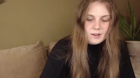 alisaxxxshy online show from November 10, 10:38 pm