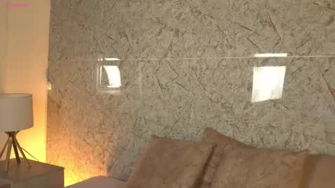 A L I S O N  online show from February 5, 11:46 am