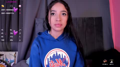 Mara  Isabel online show from January 3, 9:36 pm