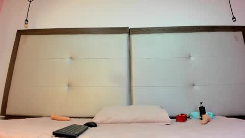 Alisson online show from March 4, 11:11 pm