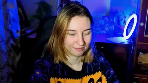 A L I C E  online show from October 14, 8:22 pm