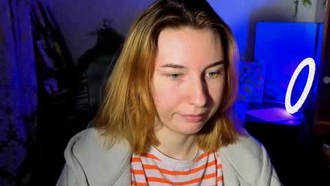 A L I C E  online show from October 13, 8:22 pm