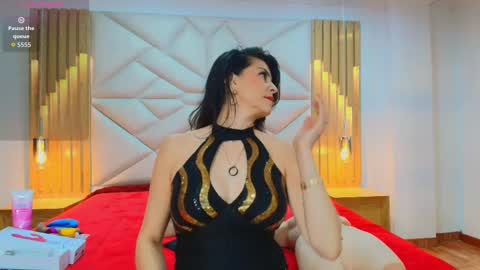 Aliie  online show from October 21, 11:58 am