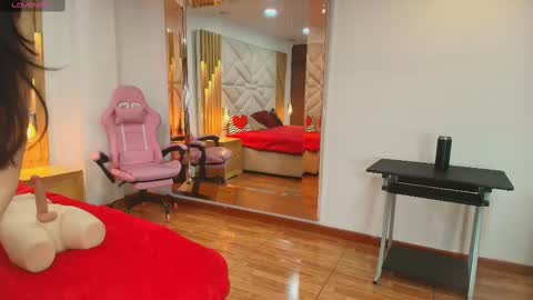 Aliie  online show from October 14, 12:08 pm