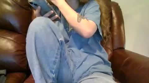 alliebearx online show from October 29, 8:44 pm