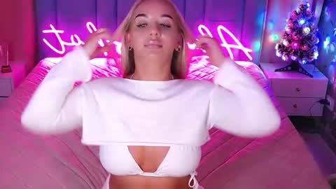 AlwaysHot online show from January 11, 2:38 am