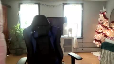 Snapshot of allyanalangel chatting on January 27, 8:39 pm allyanalangel online show from January 27, 8:39 pm