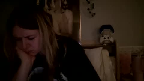 Snapshot of allyanalangel chatting on March 10, 11:16 pm allyanalangel online show from March 10, 11:16 pm