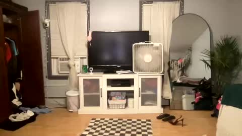 Snapshot of allyanalangel chatting on March 4, 11:54 pm allyanalangel online show from March 4, 11:54 pm