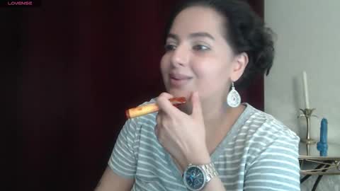         online show from September 11, 8:42 pm