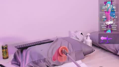 Allyson online show from December 13, 8:26 pm