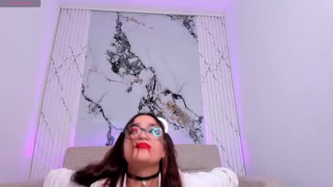 almalopez_ online show from October 31, 2:54 pm