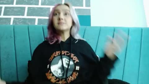 Alter  online show from November 29, 4:22 pm