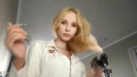 Snapshot of altheadoyel chatting on September 24, 3:11 pm May online show from September 24, 3:11 pm