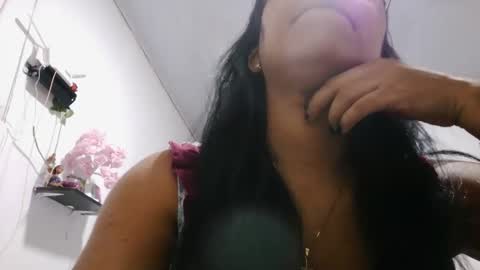 analia online show from October 27, 3:02 am