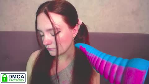 Alyssa online show from November 20, 4:13 am