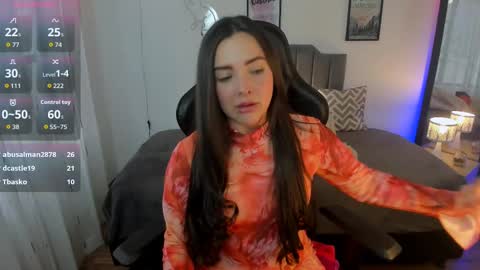 Hi Im AmaiaHelp me reach 100 likes online show from October 2, 10:26 pm