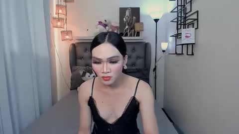 Trisha Greyson online show from October 16, 4:37 am