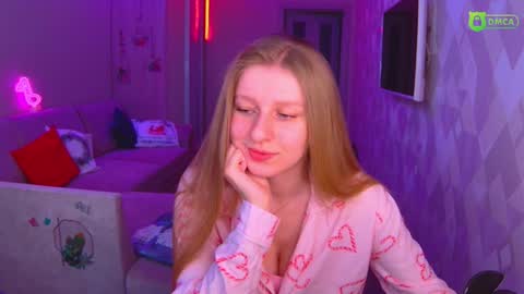 Amalia online show from December 25, 12:15 pm