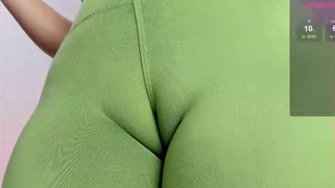 Amanda Marcuzzi  online show from January 8, 11:47 am