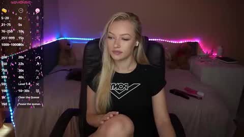 Snapshot of amandaafire chatting on September 10, 6:57 am Amanda online show from September 10, 6:57 am