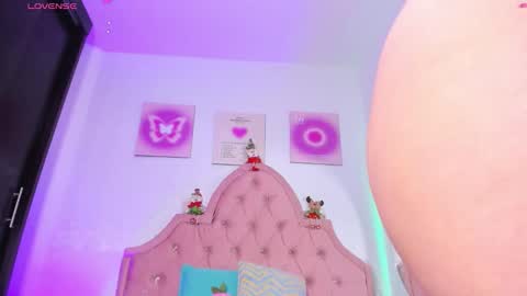 amandalee26 online show from December 20, 8:02 pm