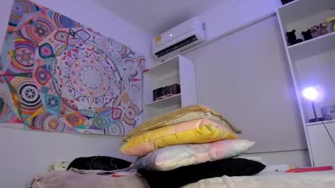 Susan online show from November 10, 10:49 pm