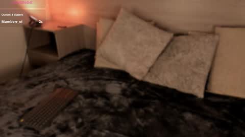  A M A T I S T A   online show from February 24, 9:02 pm