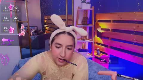 Ambar online show from October 5, 9:20 pm