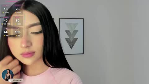 ambarevans_ online show from November 5, 11:59 am