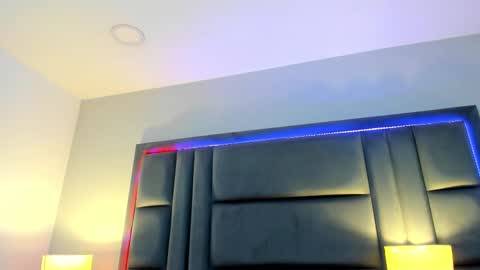 AmbarSantany  online show from December 22, 10:57 pm