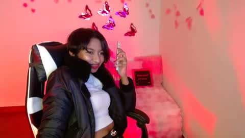 Snapshot of amber__666 chatting on October 24, 1:45 am amber__666 online show from October 24, 1:45 am