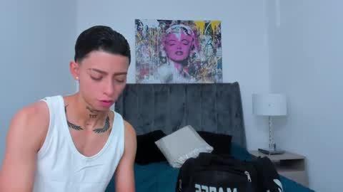 Amber  online show from December 4, 1:31 pm