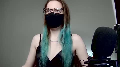 Amber non-nude model online show from February 15, 6:55 am