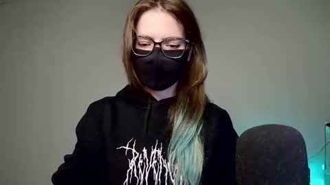 Amber non-nude model online show from October 2, 10:04 pm