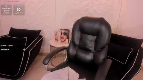 Amber  online show from April 13, 9:15 pm