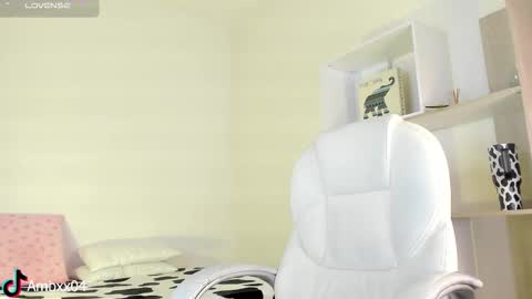 Amber online show from January 13, 12:53 pm