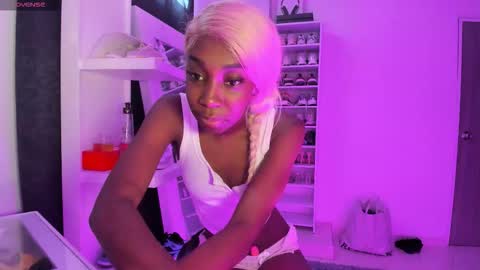 Amber online show from February 27, 2:39 pm