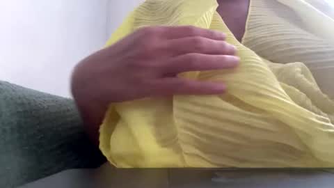 Beatrice online show from November 2, 8:07 am