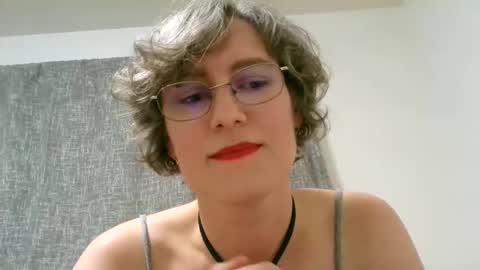 Ameliaishka online show from November 24, 4:36 am