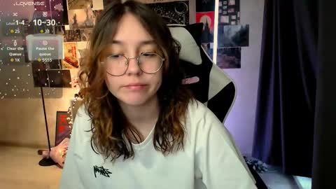 Amelia online show from October 18, 9:01 am