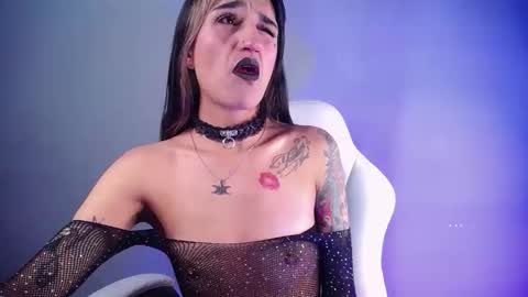 AMELIEROUS .. see you tomorrow  kisses online show from October 21, 3:32 am