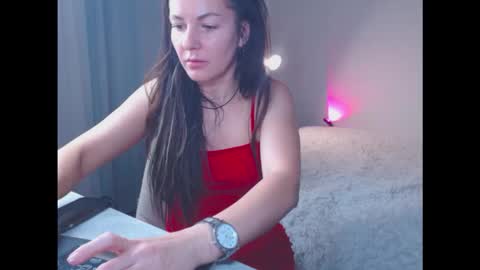 amelinamersi online show from October 1, 7:52 pm