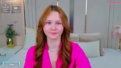 AmeliRoyse online show from December 18, 5:39 pm