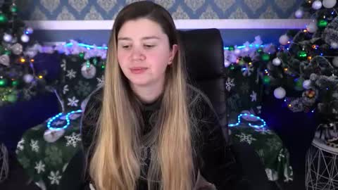 amellymillyy online show from January 12, 3:17 pm